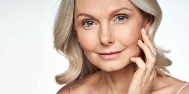 The Right Skincare Regimen to Fight Aging