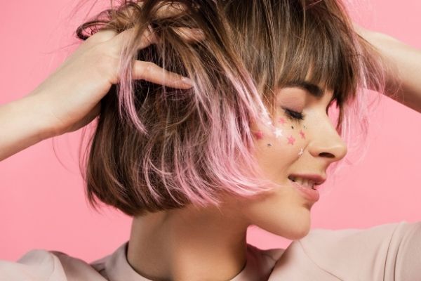 Pink hair tips